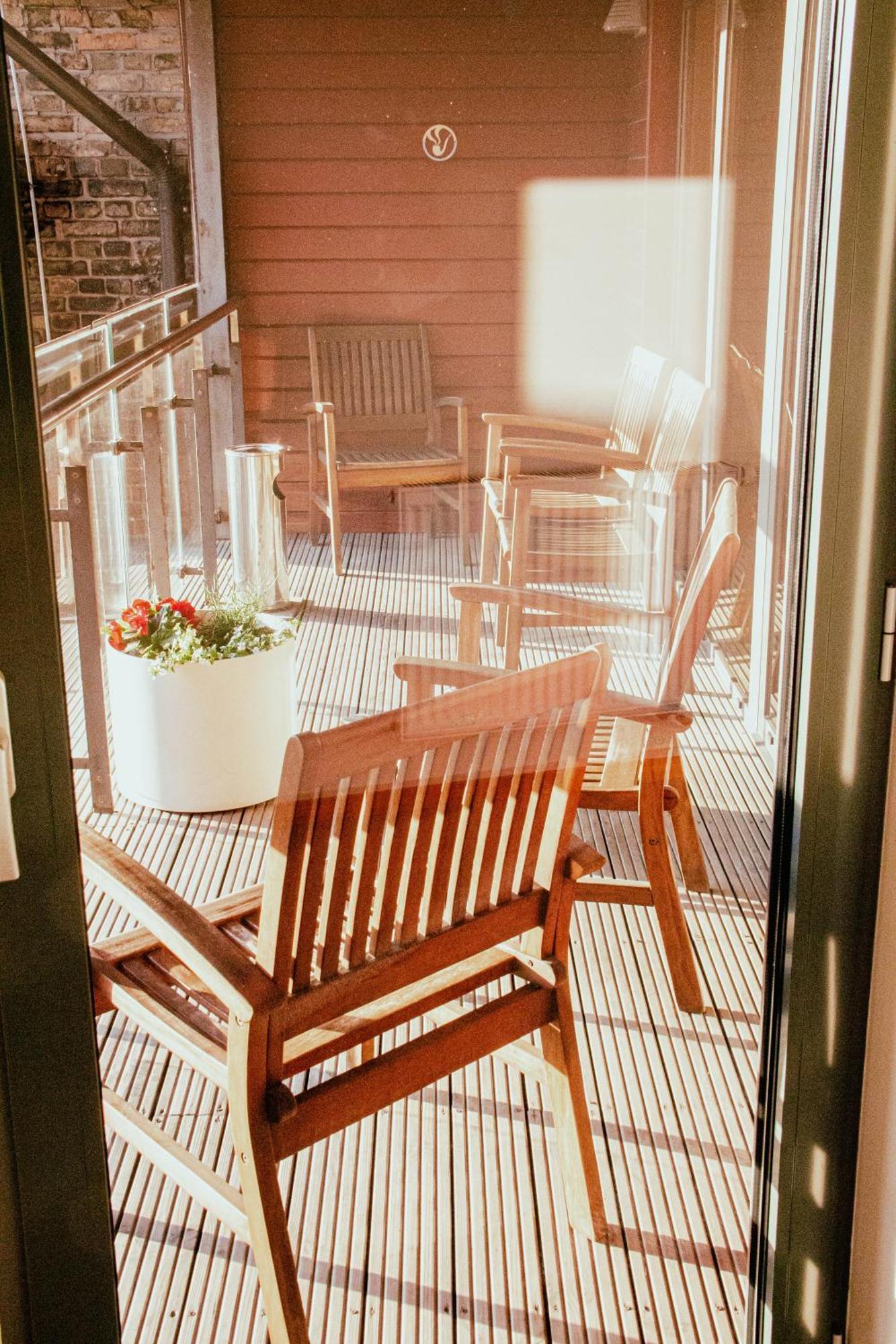 Hotel Kolumbs Liepāja Esterno foto